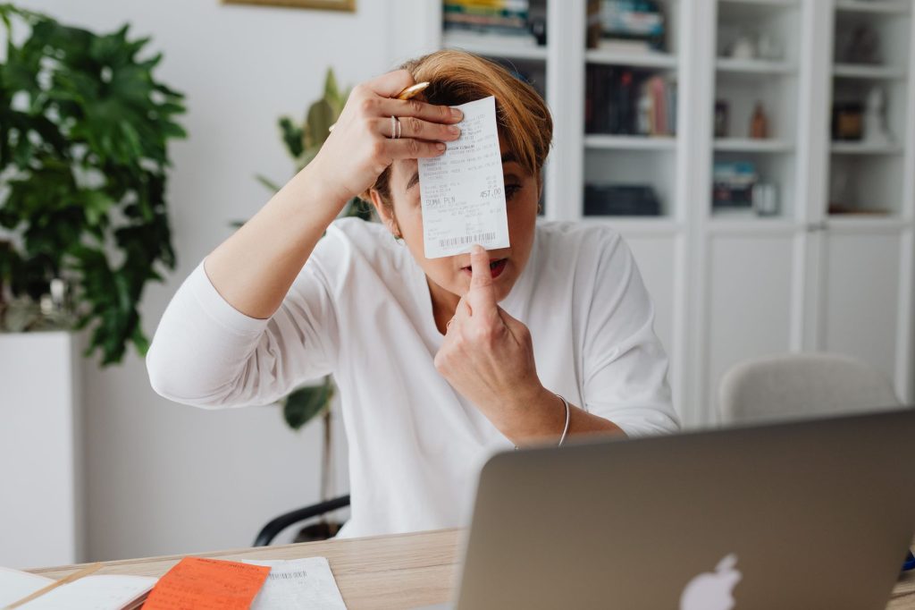 Easy-to-use invoicing software helping small businesses generate professional invoices and track payments.